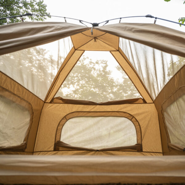 Four-corner Cabin Tent detail